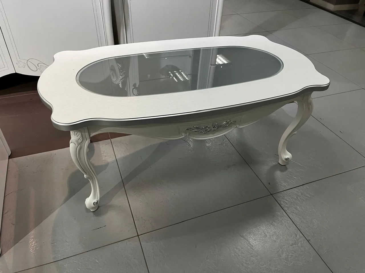 VIOLA BIANCO Столик журнальный