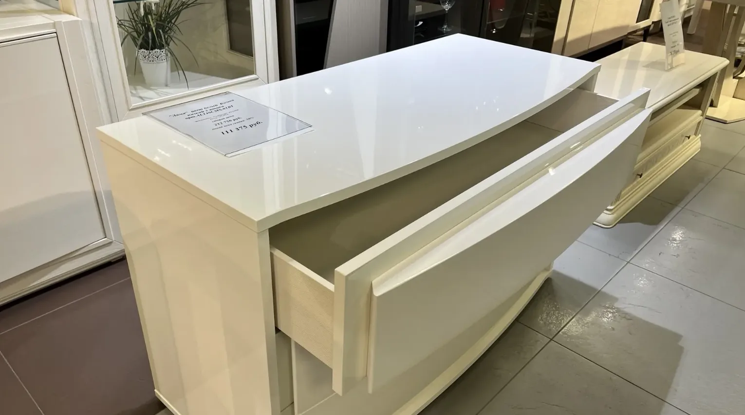 DAMA BIANCO Комод низкий