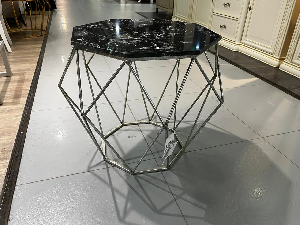 DIAMOND MARBLE Cтолик журнальный