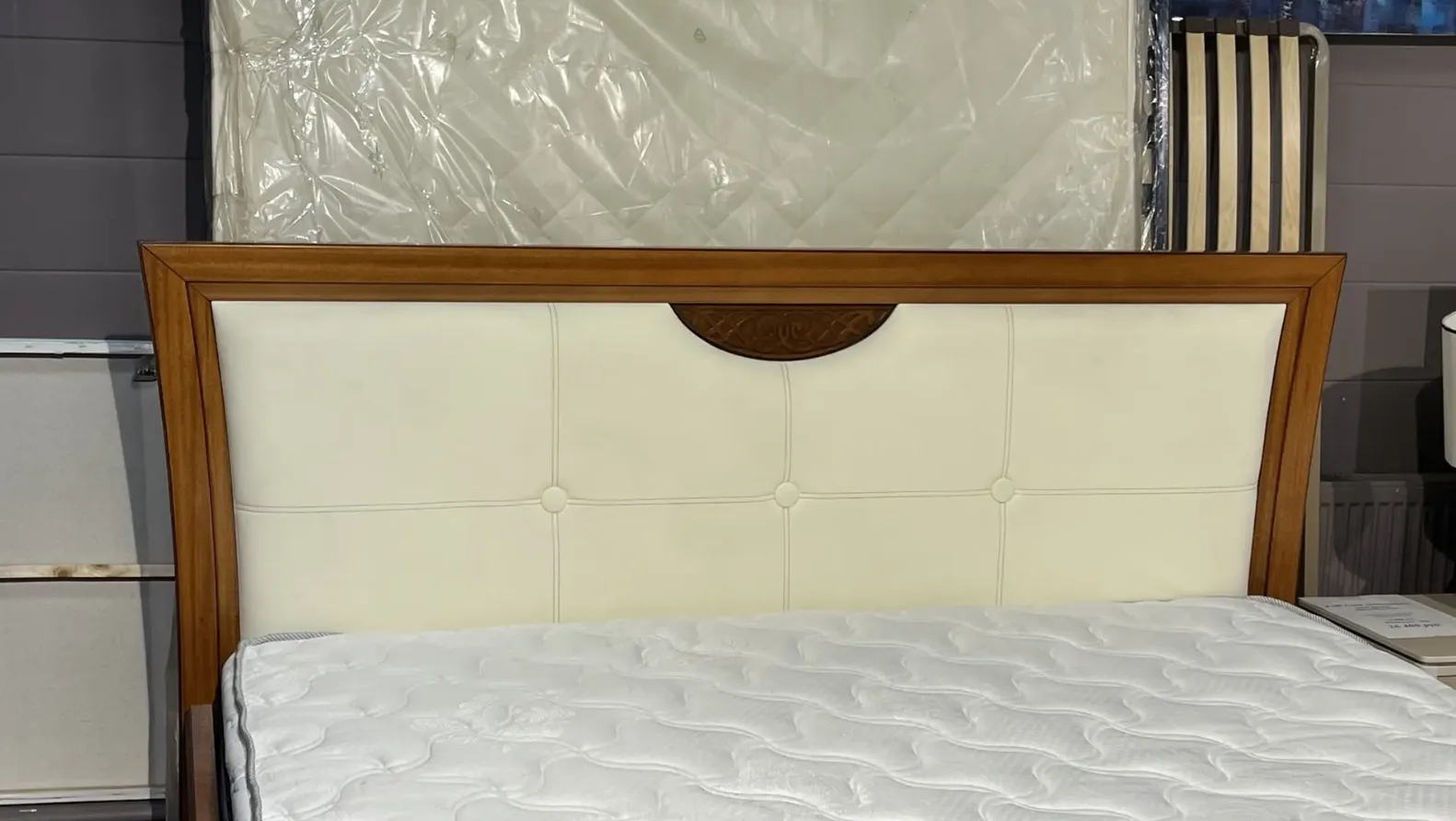 DECOR NOCE Кровать 180*200 c подъемным механизмом